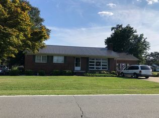 2689 John Green Smith Rd, Deep Run, NC 28525