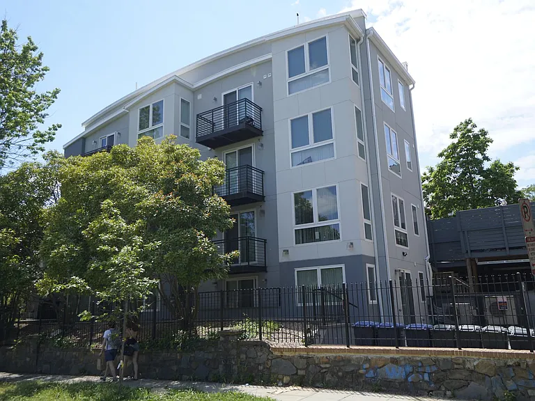 1101 Clifton St NW #B — Photo 21