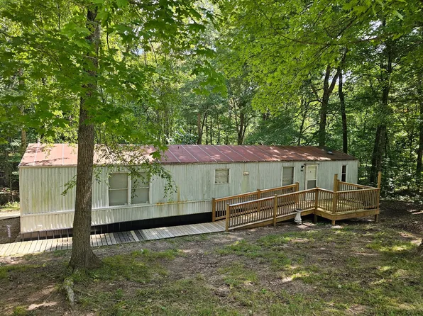 1882 Dunbar Rd, Woodlawn, TN 37191