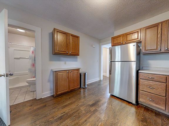 5th image of 181 Winchester Ave #2