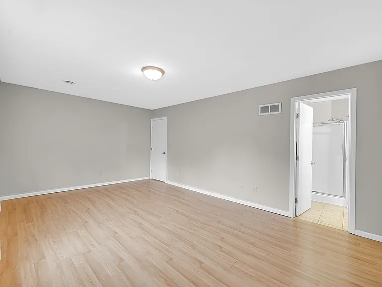 1548 Autumn Dr — Photo 14