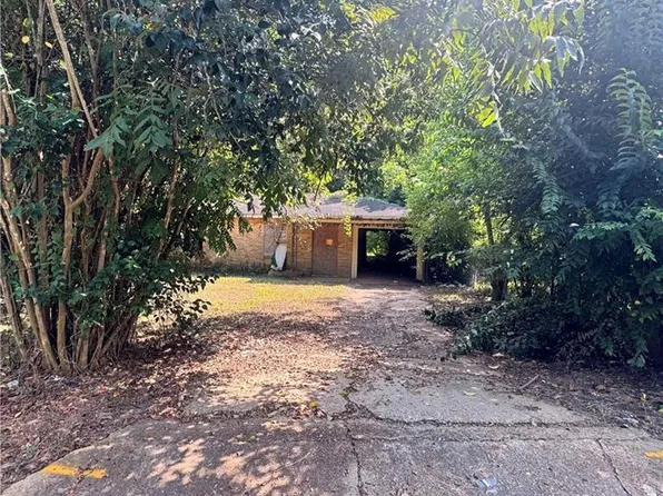 2623 Levin St, Alexandria, LA 71301