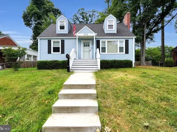 3716 Hill St, Fairfax, VA 22030
