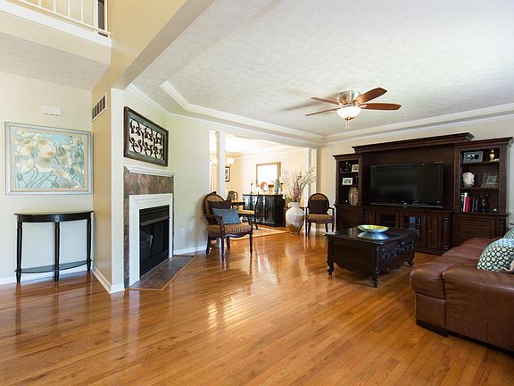 4th image of 8402 Biggin Hill Ln