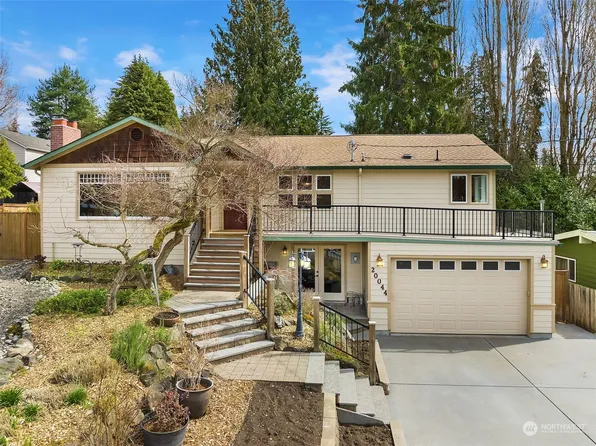 20044 24th Avenue NE, Shoreline, WA 98155