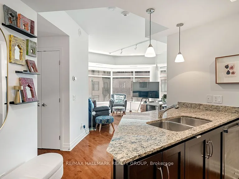235 Kent St #514 — Photo 7