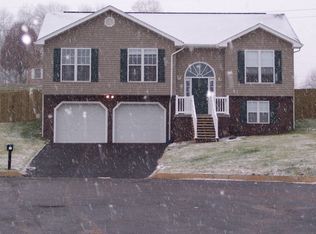 10 Brooke Ln, Jonesborough, TN 37659