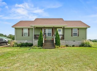 13723 Old Kentucky Rd, Walling, TN 38587