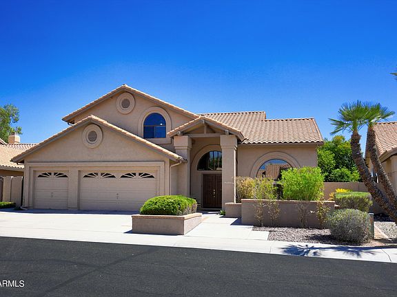 4th image of 1013 W IRIS Drive