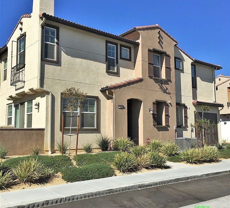 1st image of 40301 Calle Real