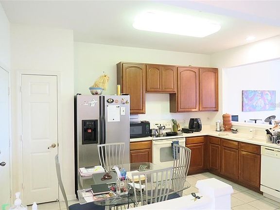 5th image of 6382 Daysbrook Dr Unit 102