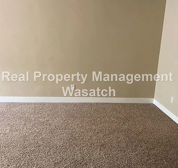 715 E Harrison Ave — Photo 14