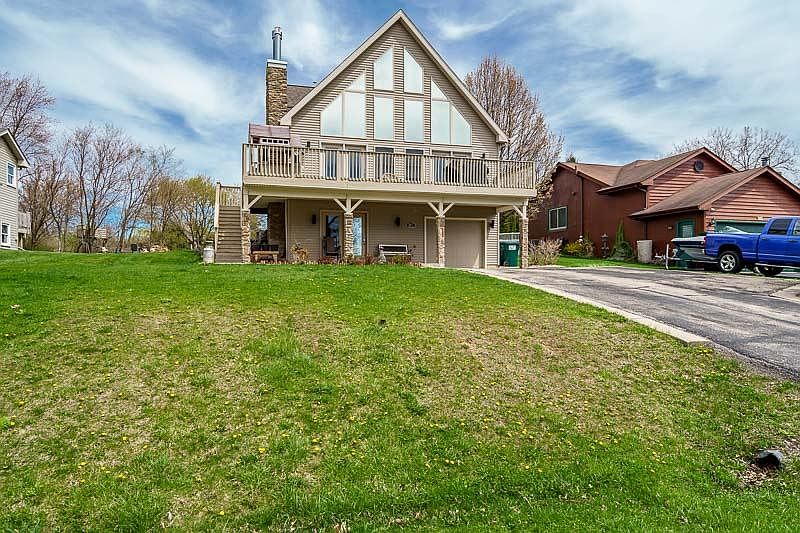 1st image of 307 Candlewick Dr SE