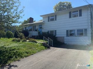 146 Pine Knob Dr, South Windsor, CT 06074