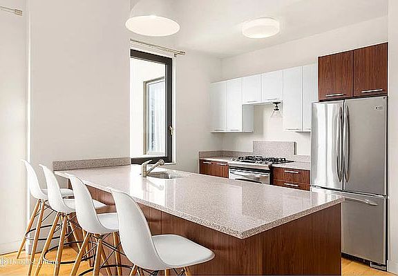 3rd image of 390 Wythe Ave APT 6K