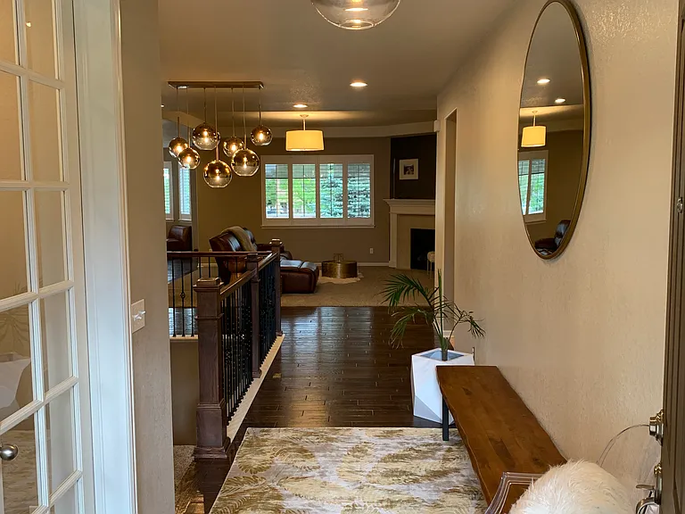 Interior, Main Level, Entry