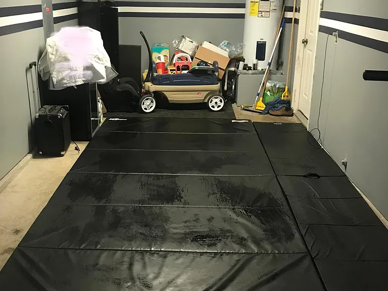 Garage that can easily be turned into a room.