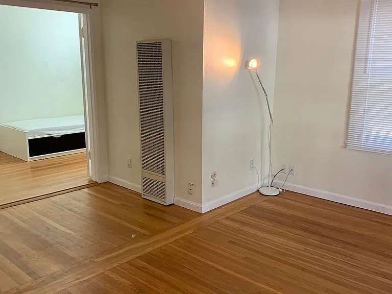 2117 Delaware St — Photo 11