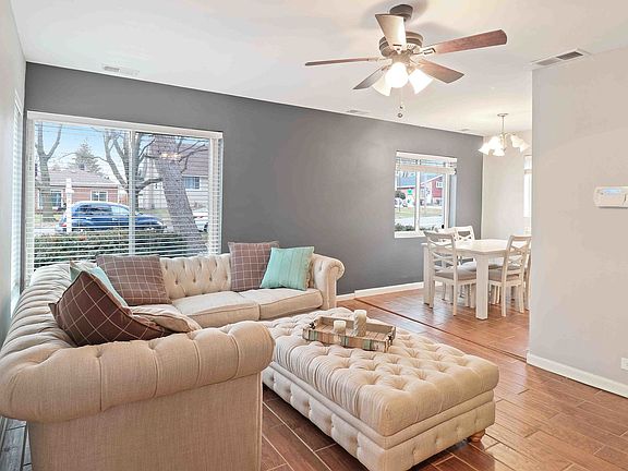 2nd image of 1443 N Ashbel Ave