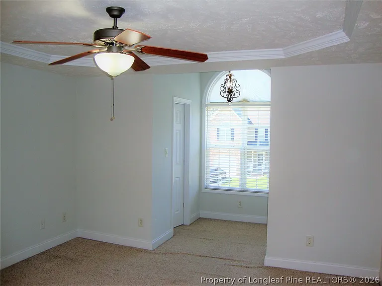 1607 Silver Ridge Ct — Photo 8