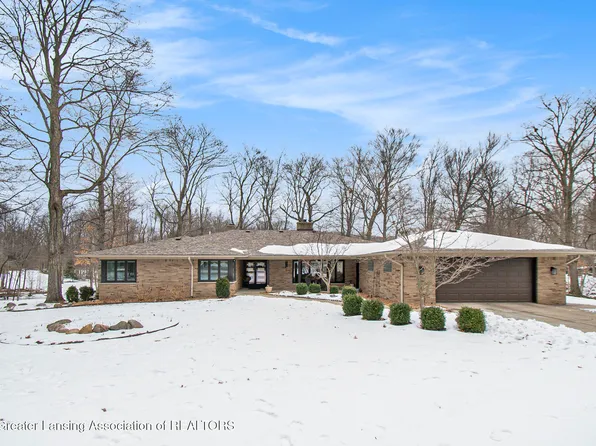 10625 Riverside Dr, Dimondale, MI 48821