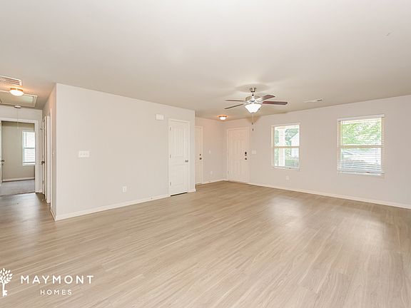 4th image of 165 Rockingham Dr