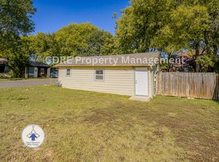 422 Washington St, Grapevine, TX 76051