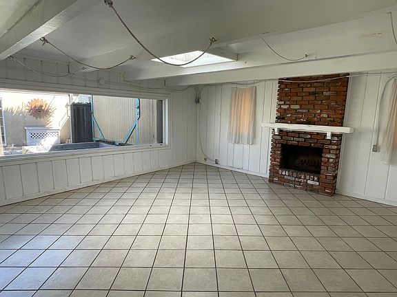 5th image of 4729 Cape May Ave