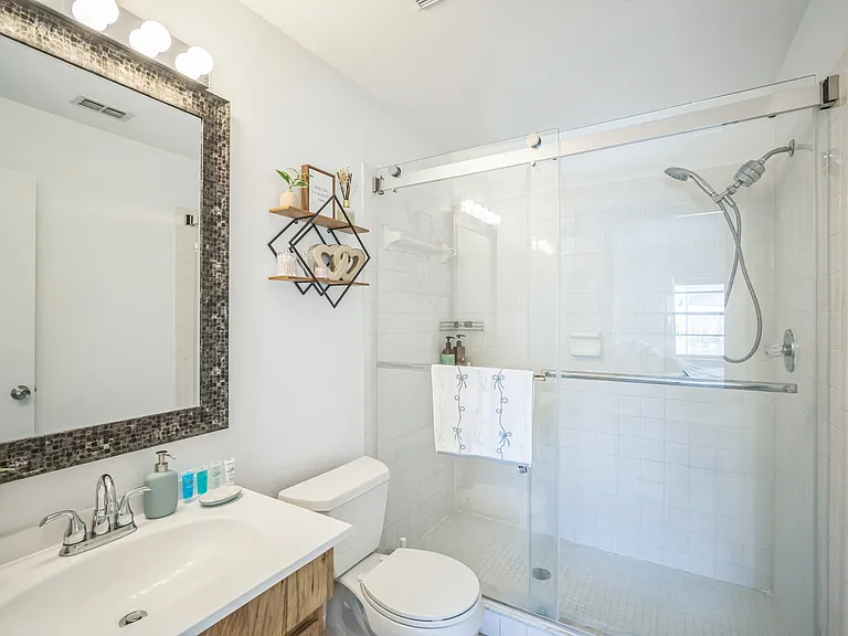 1045 Axlewood Cir — Photo 8