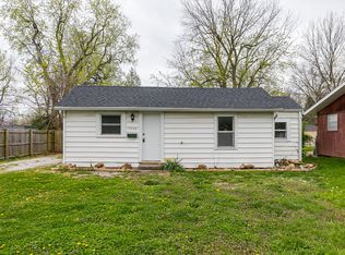 1536 E Whiteside St, Springfield, MO 65804