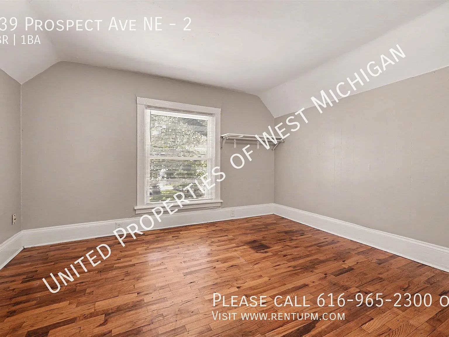Available Now | 3 Bedroom, 1 Bath Upper Level Apartment near Belknap Park | Gas and Water Include... — Photo 2