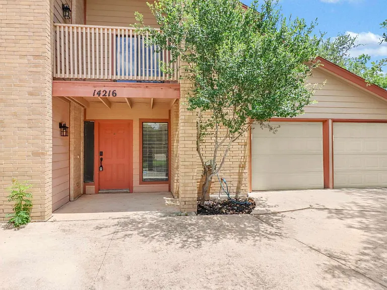 14216 Indian Woods — Photo 29