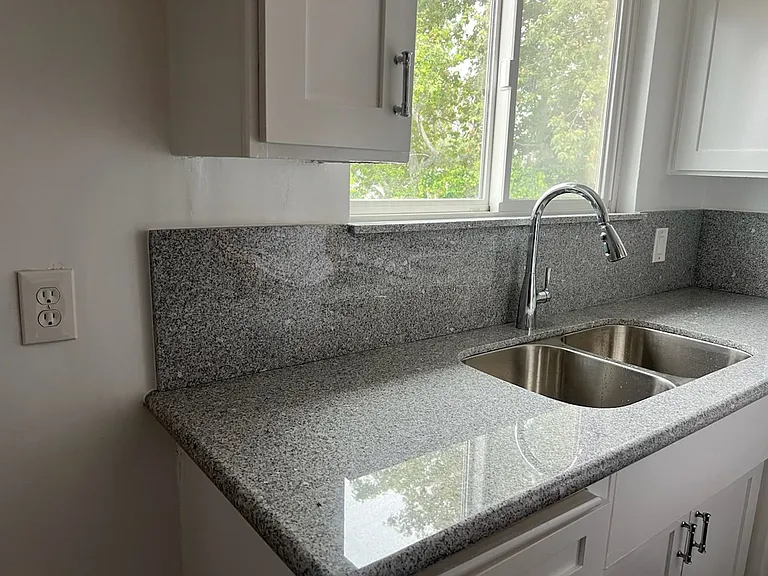 320 Western Ave — Photo 28