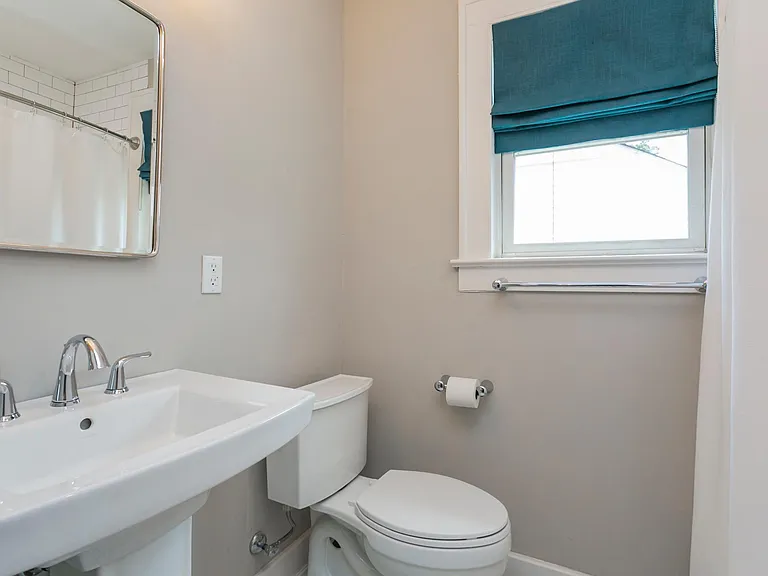 1808 Martin St #A — Photo 8