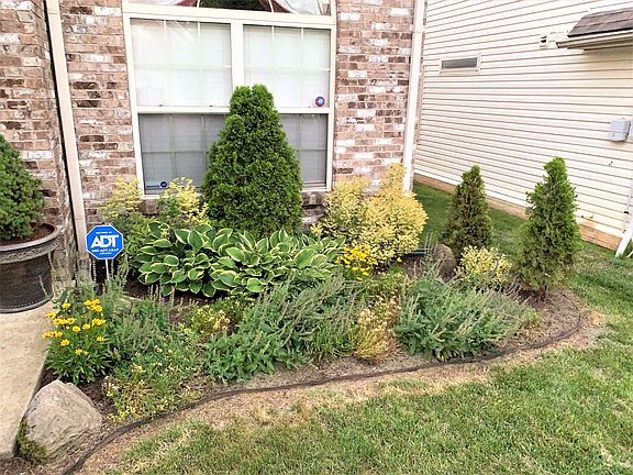 3rd image of 3620 Green Park Ct