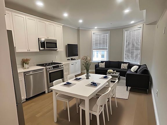 2nd image of 19 Mount Hood Rd APT 5