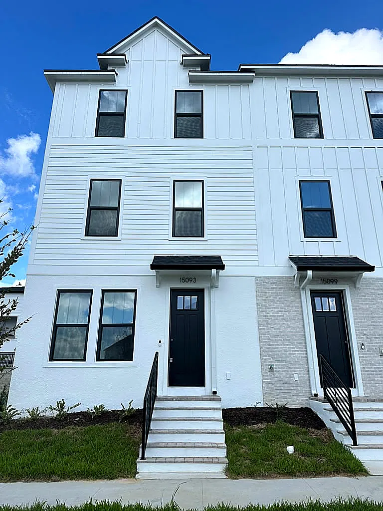 PH 15093 Groveside Rd — Photo 3