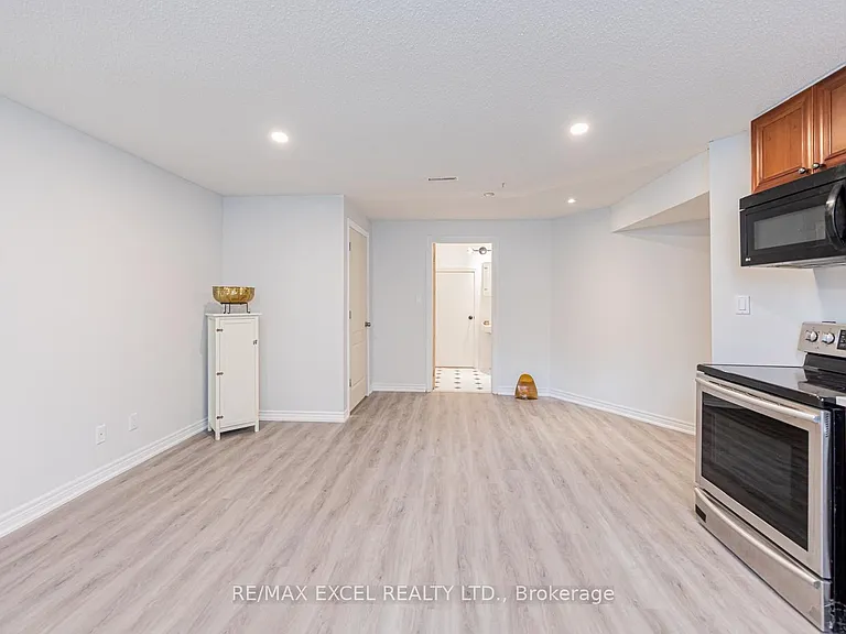 68 Direzze Ct #BASEMENT — Photo 7