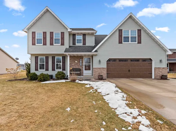 1536 Van Rd, Green Bay, WI 54311