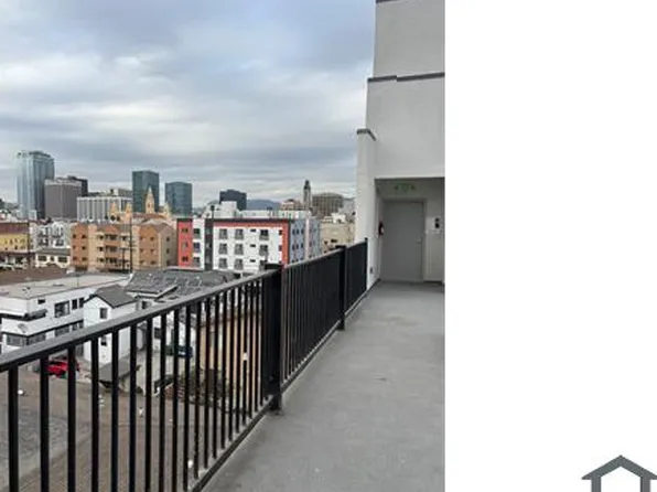 2683 San Marino St, Los Angeles, CA