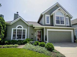 15425 W 150th Ter, Olathe, KS 66062
