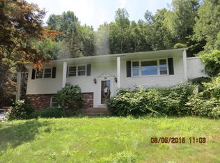 84 Norwich Salem Tpke, Oakdale, CT 06370