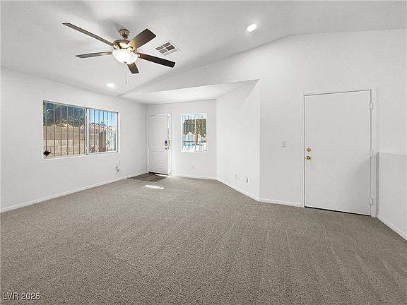 3rd image of 2100 Port Ave