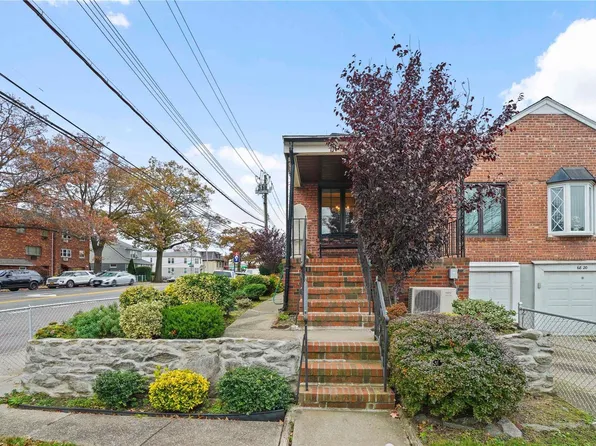 68-22 60th Road, Maspeth, NY 11378