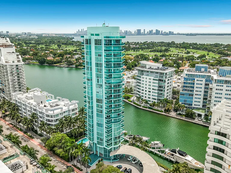 6000 Indian Creek Dr #12B — Photo 42