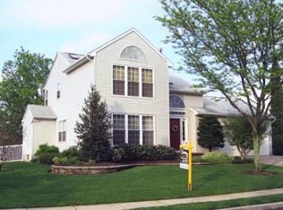 64 Jennifer Ln, Burlington, NJ 08016