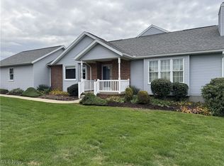 1357 S Azalea Blvd, Barberton, OH 44203