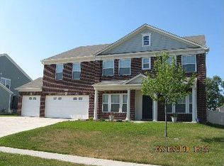 549 Fireside Dr, Greenwood, IN 46143