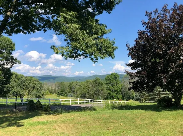 295 Manning Hill Road, Winchester, NH 03470