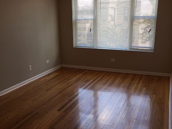 3rd image of 4042 S Calumet Ave APT 3N
